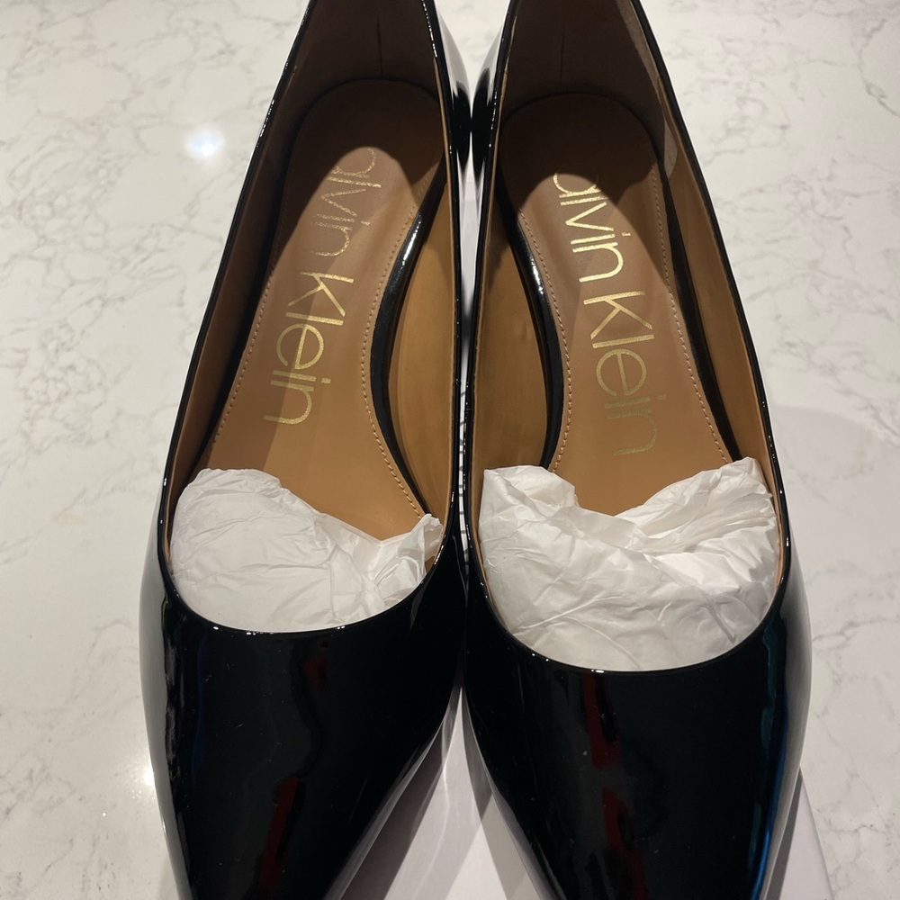 Size 11 Woman Dressy Shoes